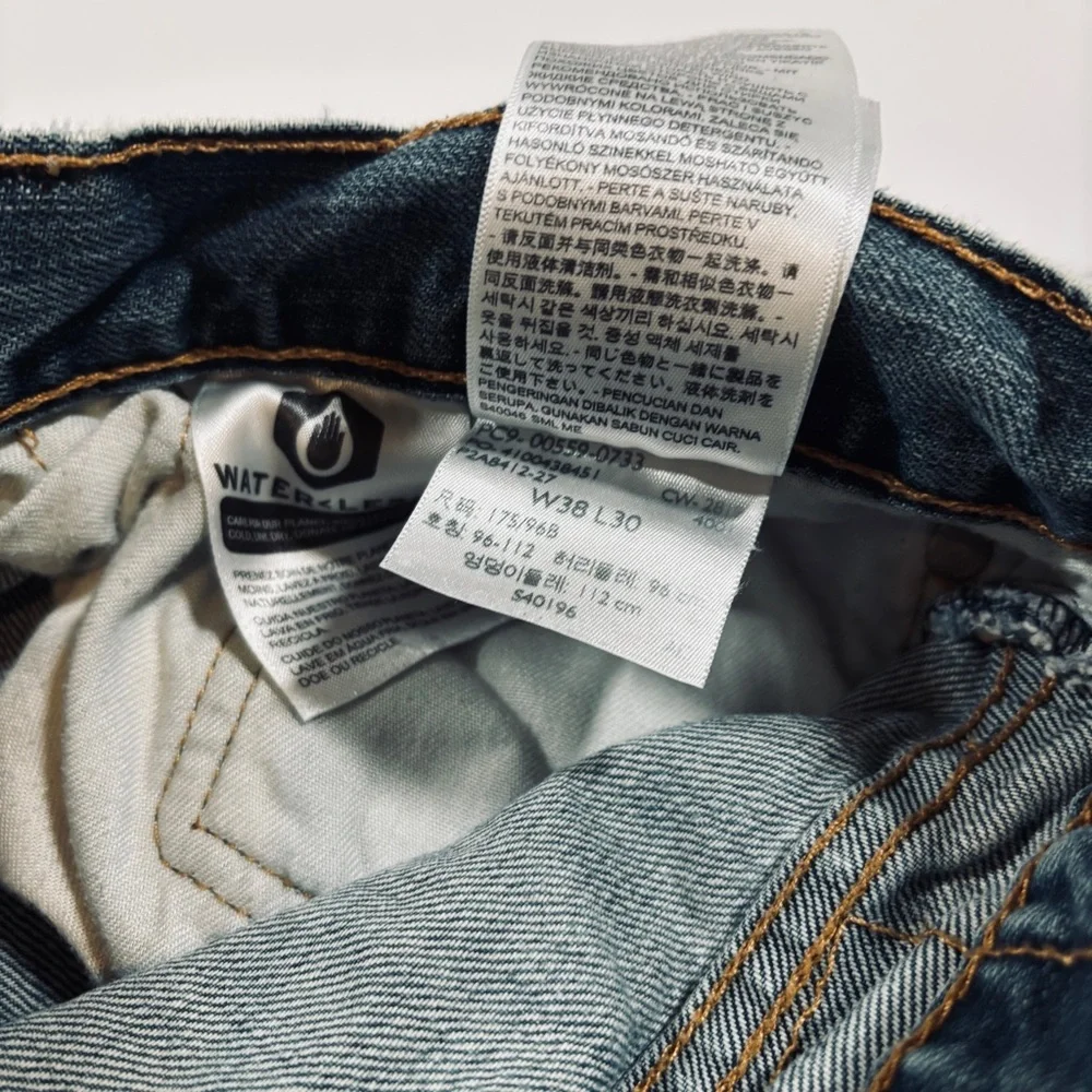 Levis Waterless Size 38x30 blokecore workwear ladcore classic retro